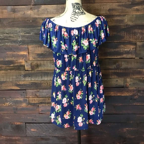 Tutta Bella maternity top - Picture 3 of 5